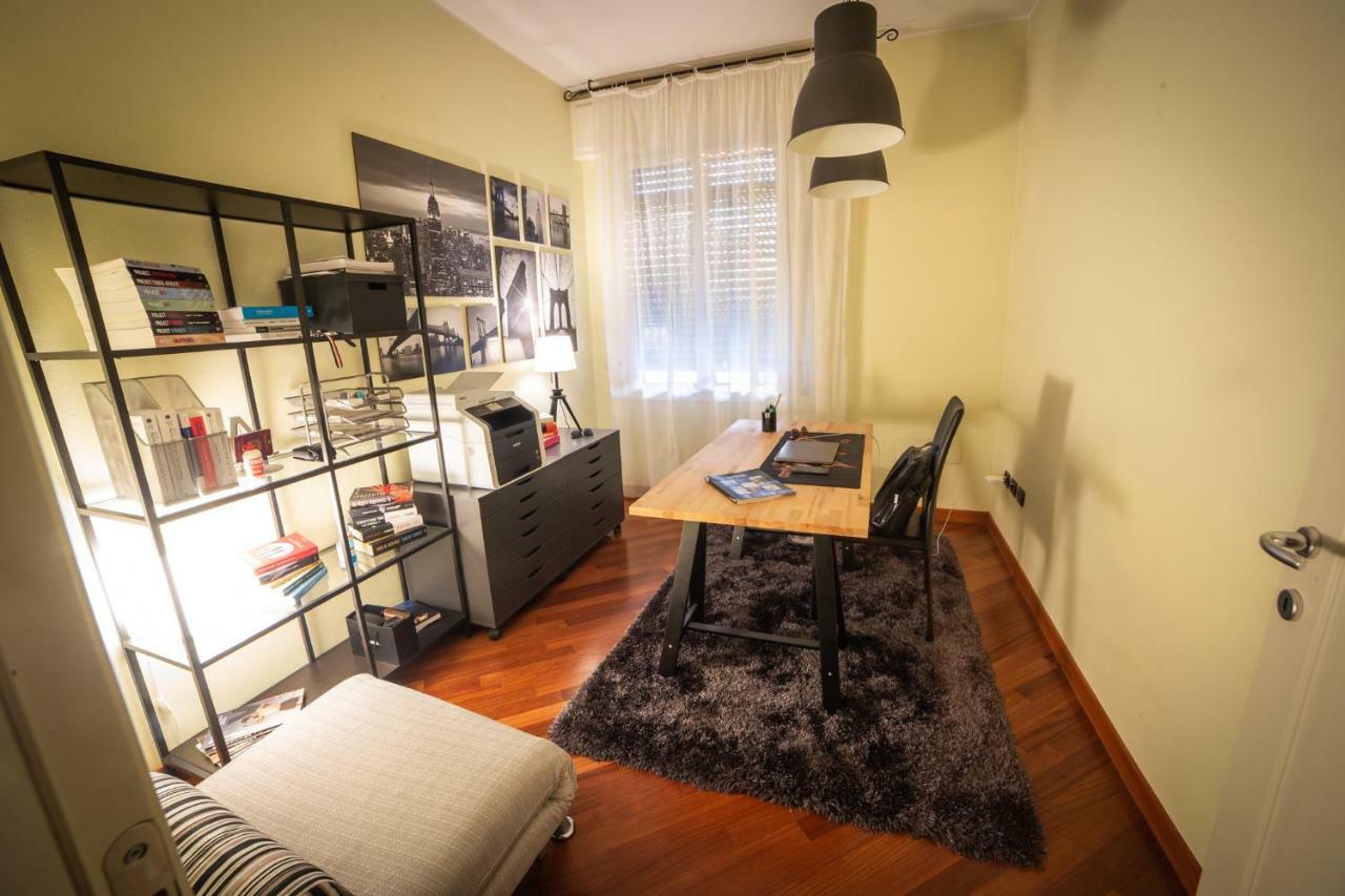 Ferienwohnung Cinematic Modern Flat, 100 mt da Ospedale Ravenna Exterior foto